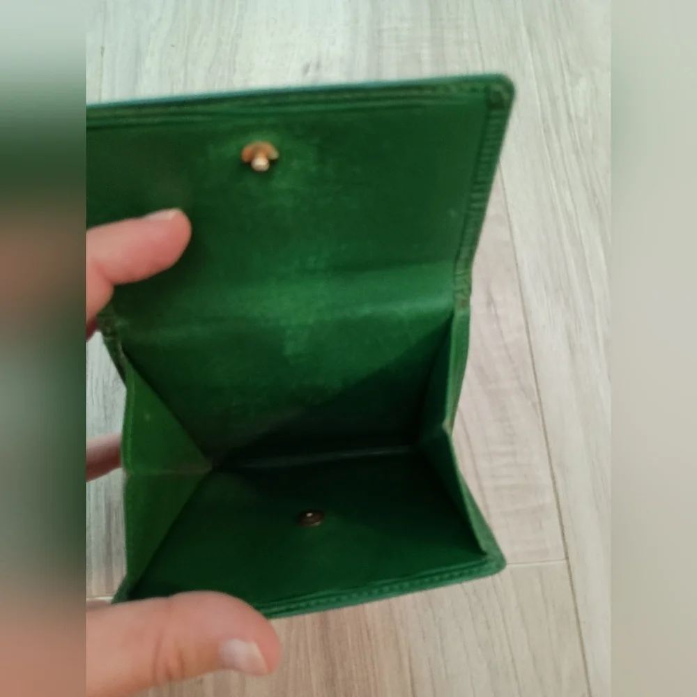 Authentic Louis Vuitton Green Epi Leather LV Embossed Logo Trifold Wallet